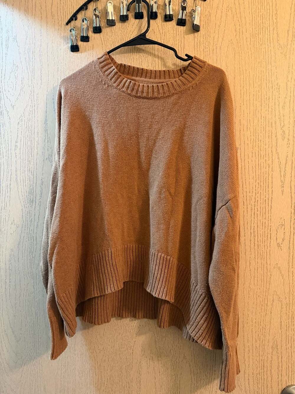 Daily Ritual High-Low Crewneck Sweater XL Camel Brown